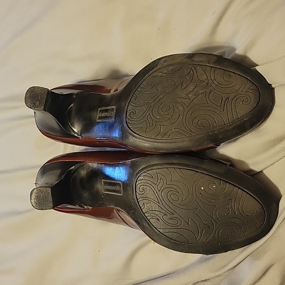 Sole Sensibility pumps - Picture 3 of 5